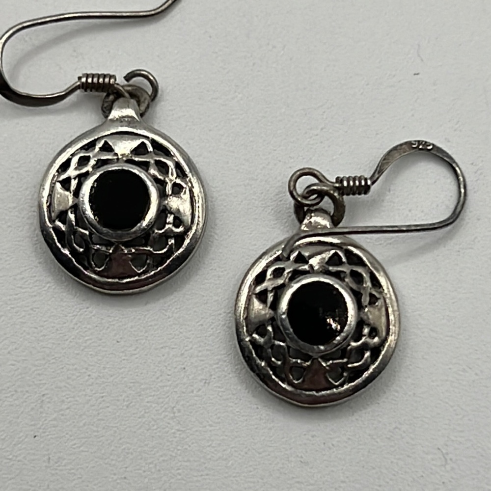 MARSALA ONYX AND STERLING SILVER DANGLE EARRINGS